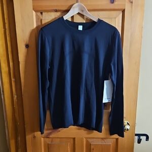 lululemon athletica Black Long Sleeve Tee
